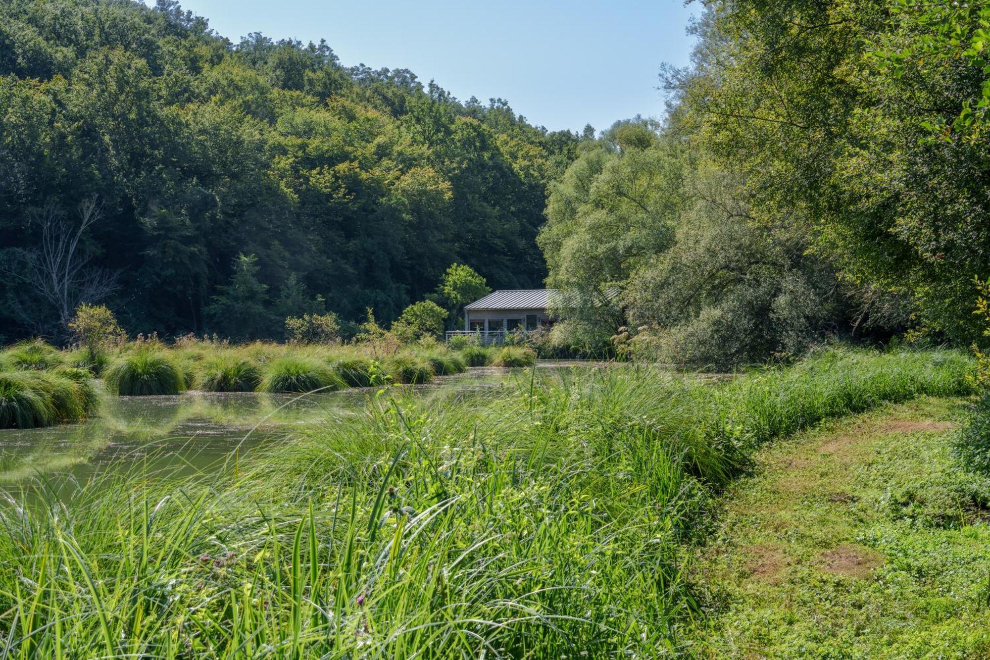 La Cabane Du Pont Du Douet Mazières-de-Touraine Eksteriør billede