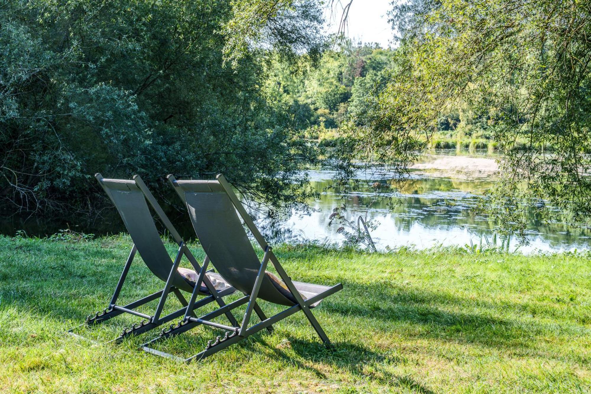 La Cabane Du Pont Du Douet Mazières-de-Touraine Eksteriør billede